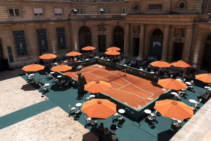 PERRIER The terrace court - LAB Productions