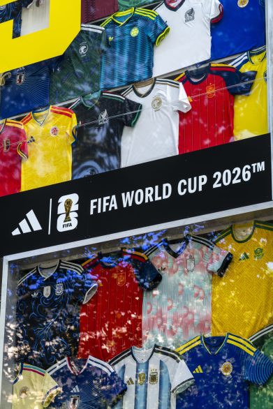 Adidas HOS – Façade WC26 - LAB Productions